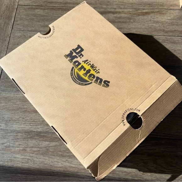 Dr Martens Blaire Sandals NIB - Picture 12 of 12